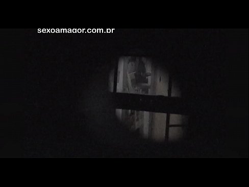 ❤️ Blondynka zostaje potajemnie nagrana przez osiedlowego podglądacza ukrytego za pustakami ️❌ Fuck video at us ❌️